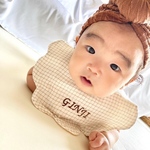 ふわふわbib格子柄♡お名前入り