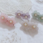 くすみカラーのフラワー⋆⸜ ⚘ ⸝⋆レジン ベビー キッズ ヘアクリップ 女の子 ヘアアクセサリー