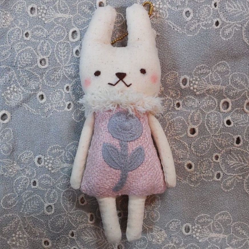 ミナペルホネン ぬいぐるみ ほのぼのうさちゃん ラッキーチャーム ミナペルホネン ぬいぐるみ ほのぼのうさちゃん ラッキーチャーム