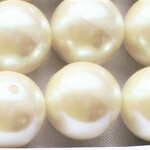 閉店前価格★国産（日本製） パール　貫通穴 　約15ｍｍ　　10粒