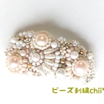 大人なビーズ刺繍パッチン留め ホワイト 白の淡水パール使用