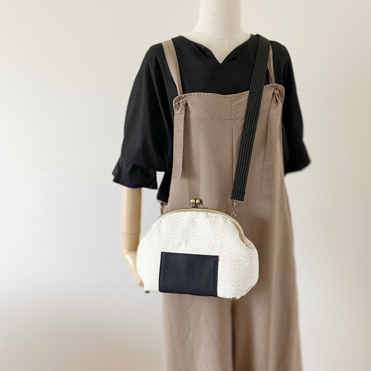 子供用 おにぎり がま口 ポシェット ハンドメイド 編み物 5個セット 子供用 おにぎり がま口 ポシェット ハンドメイド 編み物 5個