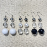 【あやせ様専用】🖤シルバービーズピアス