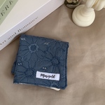 【new】刺繍ガーゼハンカチ　ヴィンテージブルー
