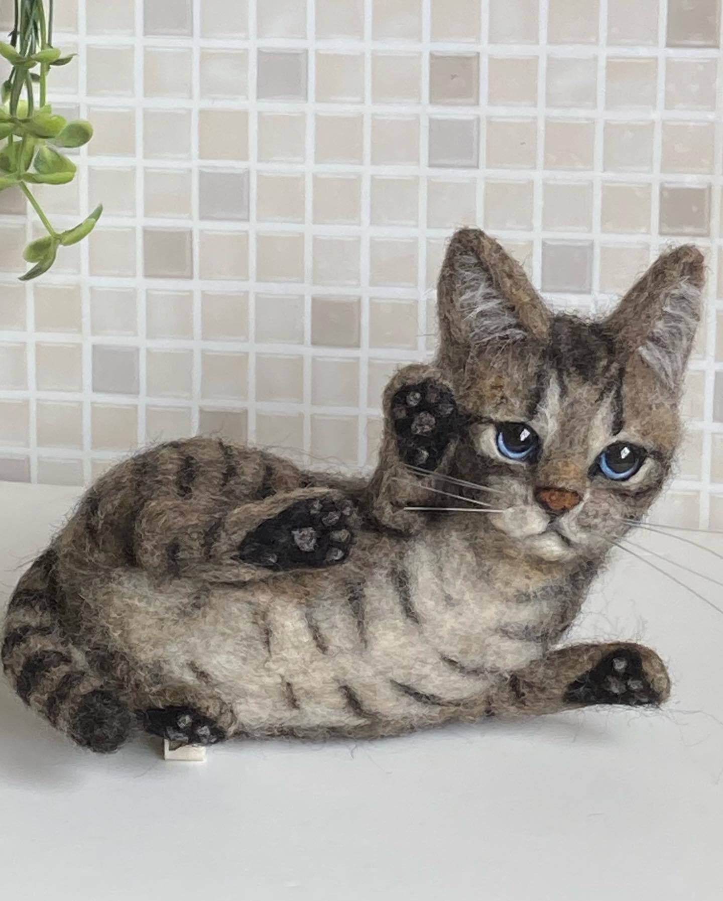 受注商品 キジトラ 子猫 猫 戯れてる 羊毛フェルト ハンドメイド 受注商品 キジトラ 子猫 猫 戯れてる 羊毛フェルト ハンドメイド