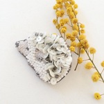 ハリネズミ white X gray 刺繍ブローチ (プチサイズ)