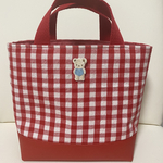 ハンドメイド！トートバッグ！ファミリア風♡かわいいくまちゃんワッペン♡赤チェック