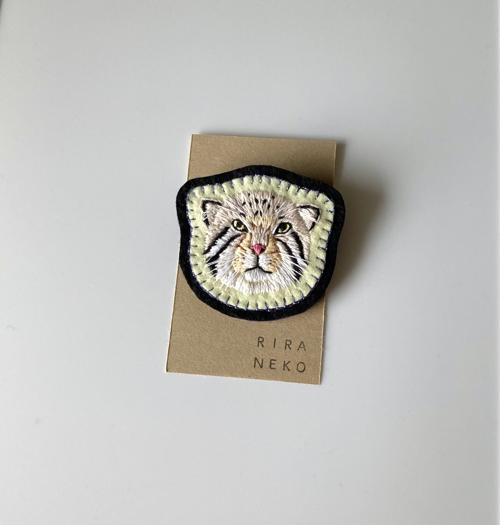 672 コロ葱(マロ)専用猫顔刺繍付きオーバーオール　ハンドメイド2点 672 コロ葱(マロ)専用猫顔刺繍付きオーバーオール ハンドメイド2
