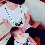 再再再再販 名前入り　大人気カメラTシャツ　ペアルックにも❤
