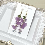 【在庫管理価格】ゆれる お花の ピアス むらさき (推し活 大ぶりピアス)