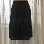 ペチコート黒色＊綿混・丈60㎝〜(スカート型)