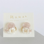 white flowerピアス/イヤリング（ピンク）