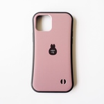 【iPhone14シリーズ対応】くすみmemeシルエットのグリップケース（くすみピンク）
