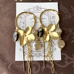 金色の薔薇　フープピアス