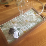 モザイクタイルのカフェトレイグリーン系