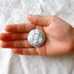 刺繍くるみボタン❁上品マーガレット❁