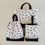 モノトーンのさくらんぼ🍒　入園入学セット　女の子フリル　レッスンバッグ　上履き入れ　お着替え袋　セット　