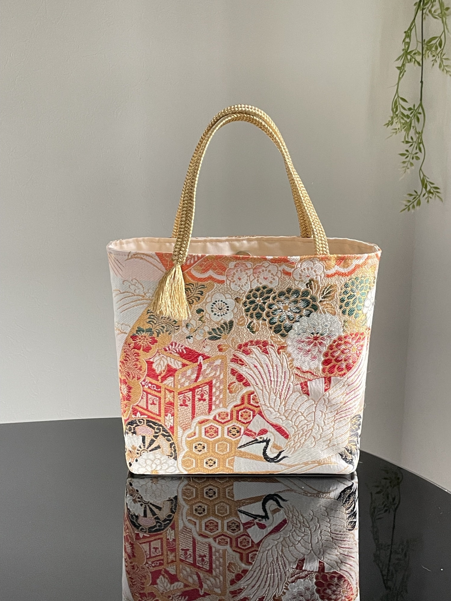 着物リメイク. アンティーク丸帯 × 本革 トートバッグ. ハンドメイド