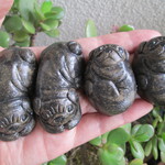 ＊K様ご予約品＊黒パグの箸置き（4個セット）