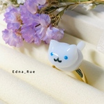 白猫ちゃんといつも一緒リング💍 フリーサイズ 送料無料　おすわり猫　レジン