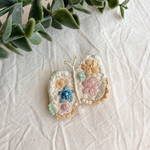 刺繍ブローチ＊butterfly  flower＊パステル