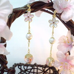 二色の桜の　ほんのり和風ピアス／イヤリング