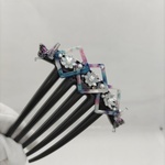 お洒落・シンプル･ 紫x青x白マーブル四角&パールホワイト花・蝶の夜会巻き  コーム 　小さめ  