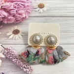 刺繍リボンタッセル　ピアス　インド刺繍　大ぶり　アレルギー対応　サージカルステンレス