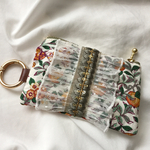 インド刺繍 リボン × リバティ ファスナーポーチ カラビナ付き