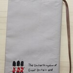 ブックカバー　文庫本サイズ　衛兵隊刺繍