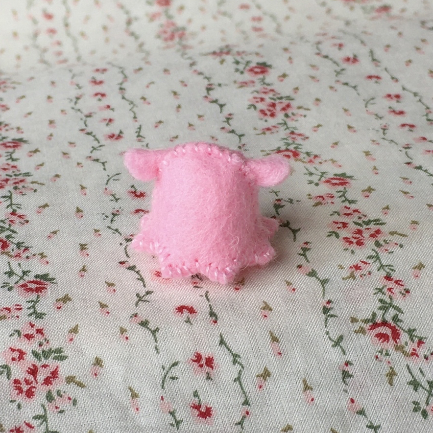 小さなメンダコちゃん フェルトマスコット (ピンク) - CHOCOT