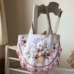 ゆき.. 様専用ページです。アンティーク豪華な花刺繍のトートバッグ