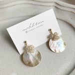ピアス/イヤリング　天然シェル×ビーズ　ゴールド　小枝　ビーズ編み　ピアス　イヤリング　ノンホールピアス  フックピアス　樹脂　夏