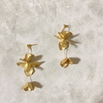 ハンドメイド　ブライダル　ゴールド　フラワー　イヤリング　ピアス