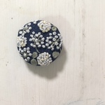 シロツメクサのお花ブローチ