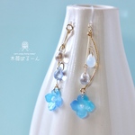雨音が聞こえる紫陽花ピアス/イヤリング〈水色〉