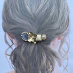 可愛いもの集めました。レトロ風フラワービジュー　ヘアクリップ　ブルー系