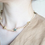 bright flowers   necklace.