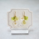 和紙の花「小さな花畑」黄緑・うす黄・白　 イヤリング／ピアス 