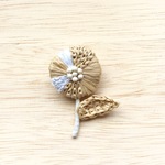 手編みお花ブローチ ナチュラル&ホワイト