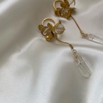 flower stone earring