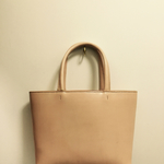 革の横型トート 小 natural