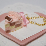【Ａタイプ・ストロベリークリーム】3色ケーキ／バッグチャーム
