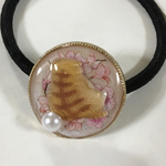 【日頃の感謝価格】まったり　くったりな猫ちゃん後ろ姿　ヘアゴム  レジン