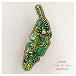 S様専用ページ　　Green Feather   ビーズ刺繍ブローチ