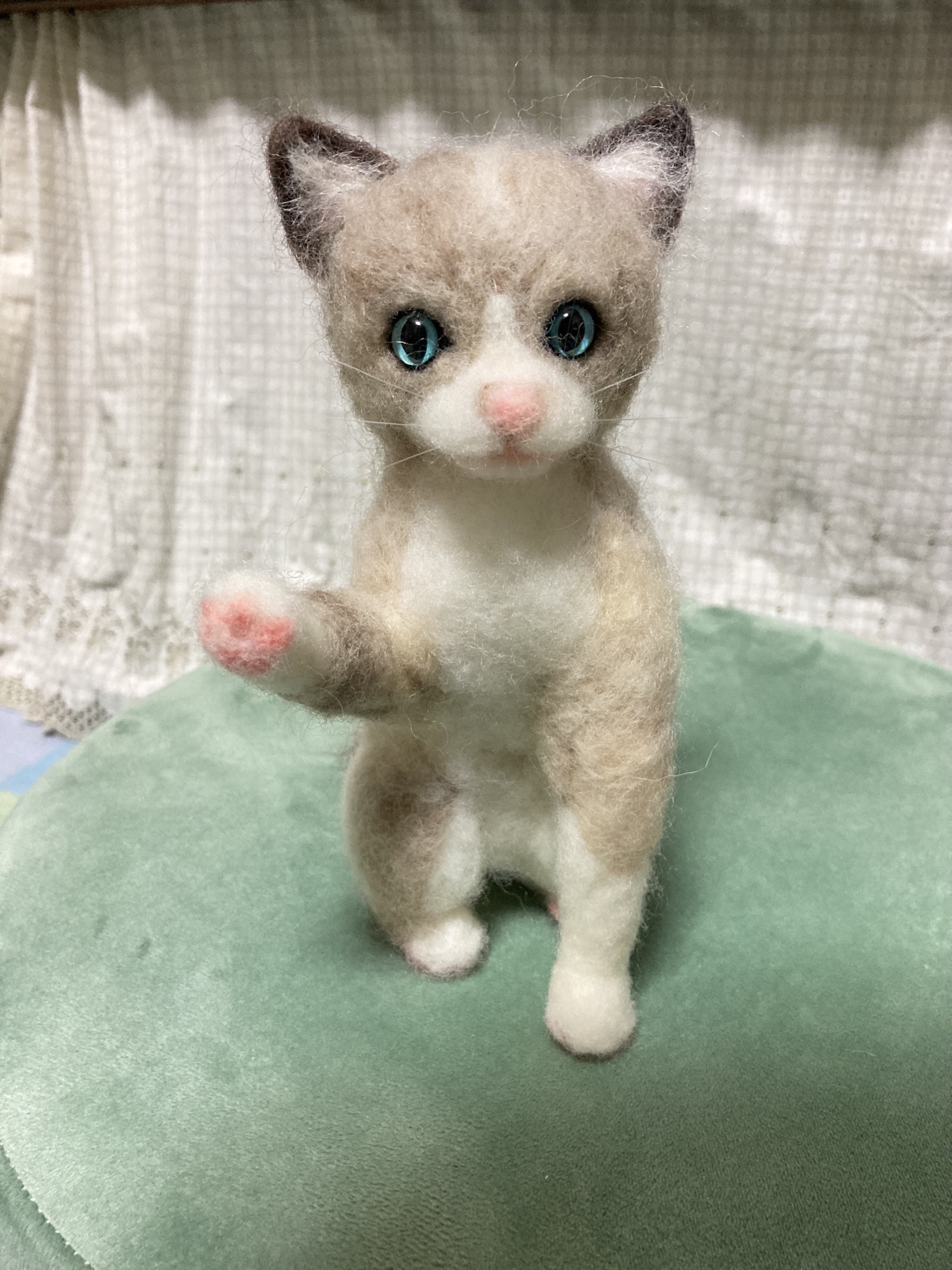 羊毛フェルト 猫 L L Lサイズ　オーダー　サンプルページ 羊毛フェルト ねこちゃん お写真から制作 かわいい おもかげ