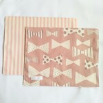 お名前タグつき ミニランチョンマット 20×25 【リボン／ストライプ】 くすみぴんく