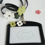 【 再販売 】クローバーネックストラップ & カードホルダー　 
