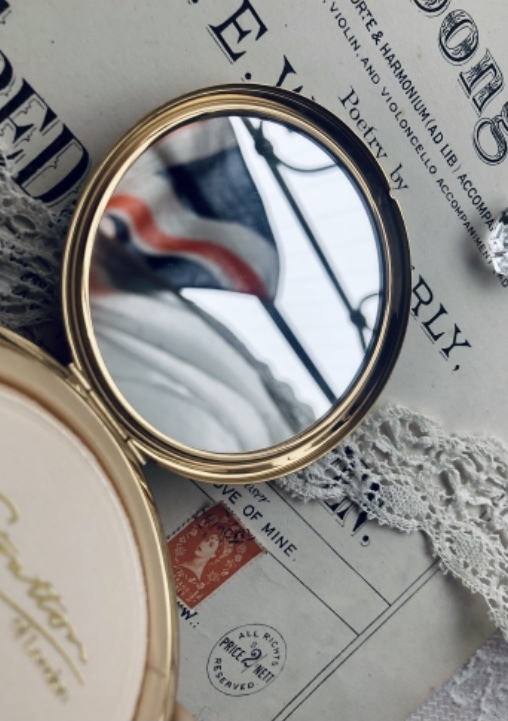 英国買い付け♪ ヴィンテージ 老舗メーカー Stratton社の