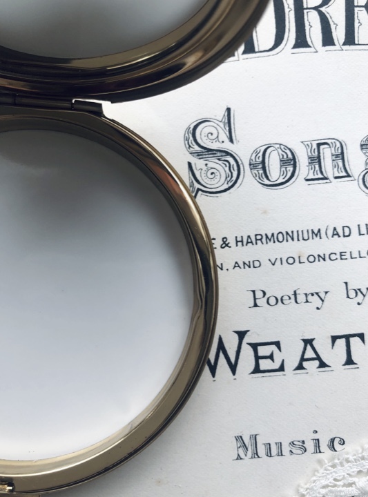 REVLON COMPACT ELEGANTE コンパクトミラー ヴィンテージ REVLON COMPACT ELEGANTE コンパクトミラー ヴィンテージ